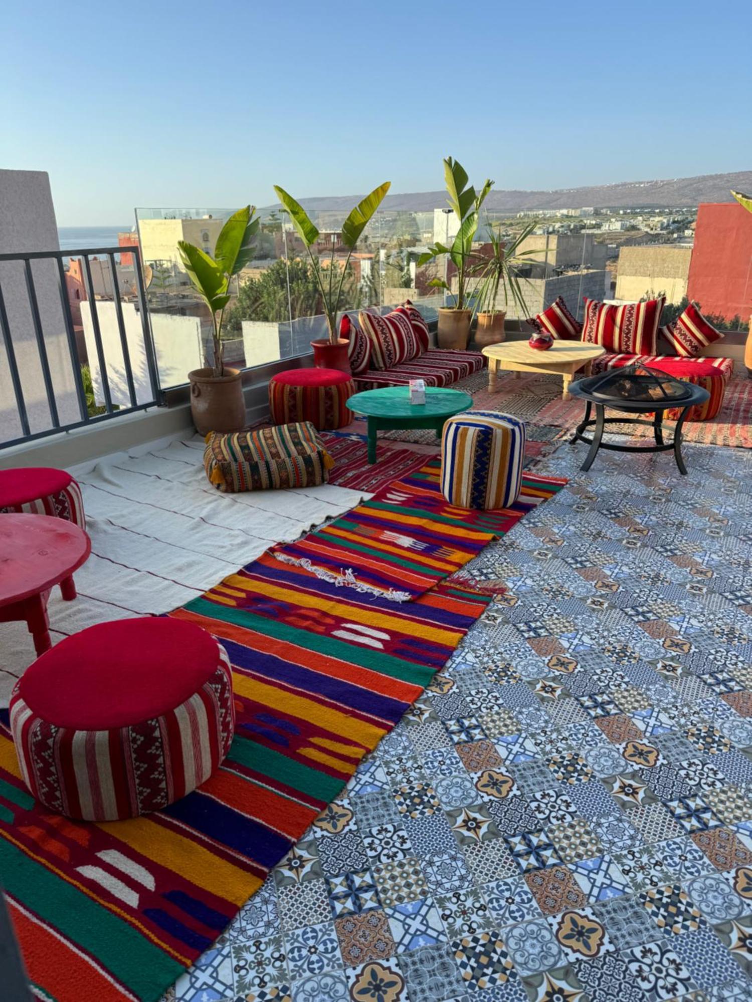 Хостел Playa Del Sol Surf House Tamraght Экстерьер фото
