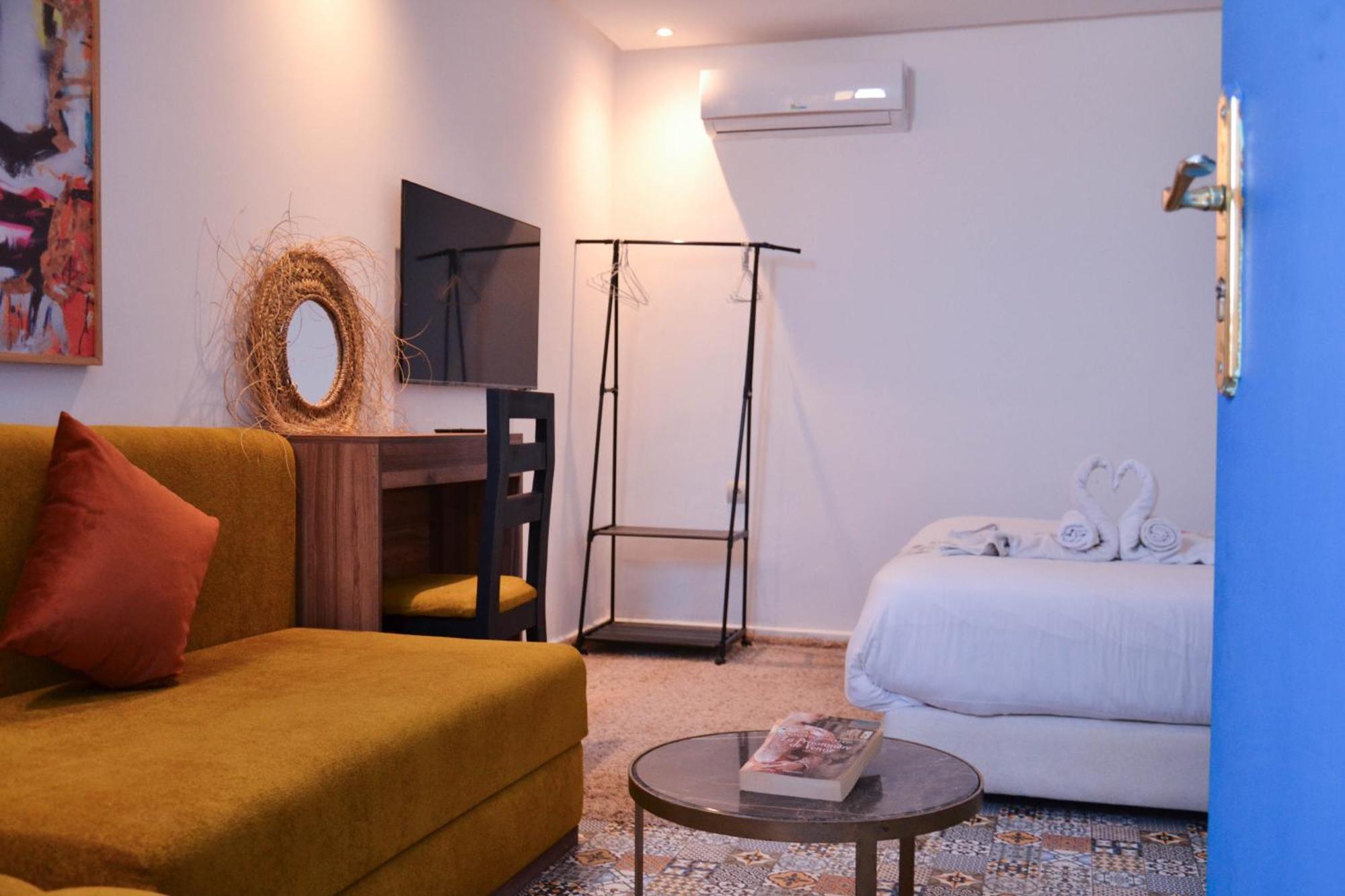 Хостел Playa Del Sol Surf House Tamraght Экстерьер фото
